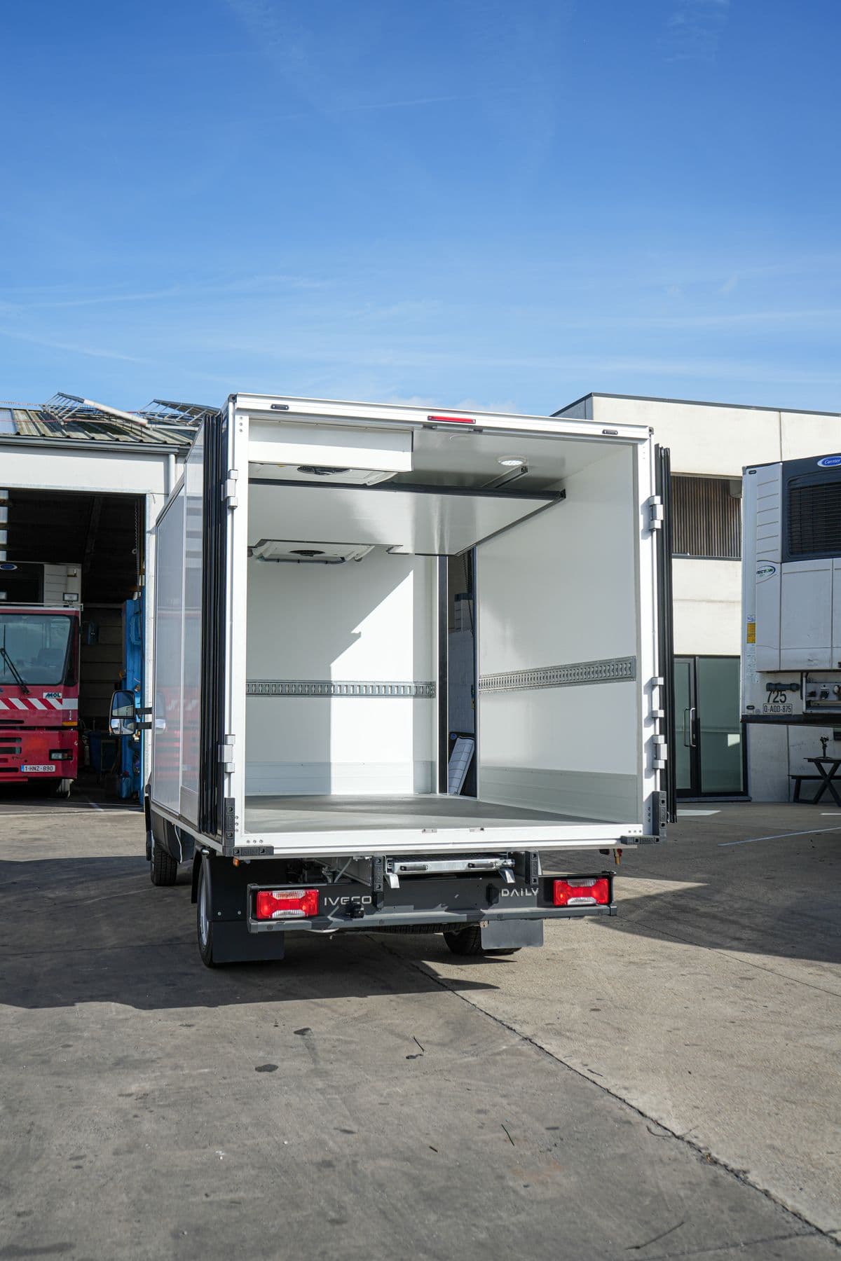 The open rear of an Isocar box